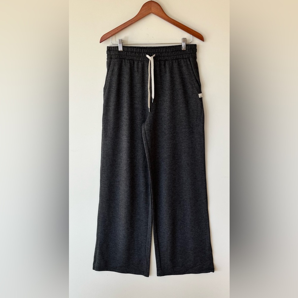 Vuori Halo Essential Wide Leg Pants Women's Size Medium Heather Grey - Picture 2 of 9